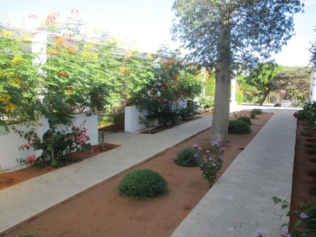 Отель Le Jardin De L'Isle Ифати Экстерьер фото